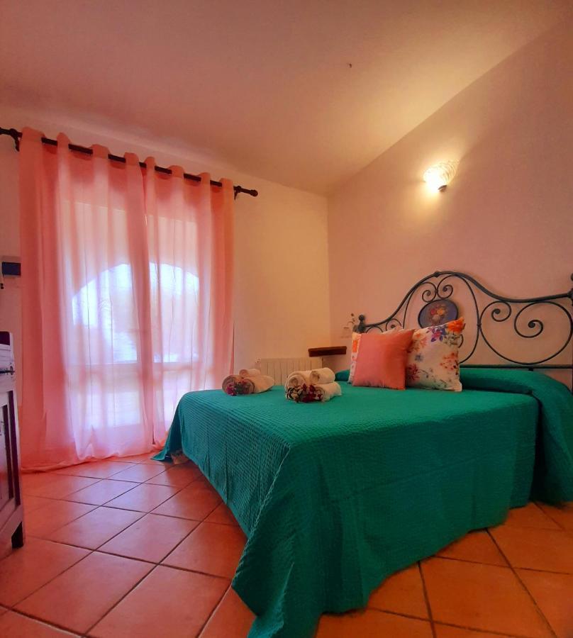 Villatramontistella Suite Capoliveri  Bagian luar foto