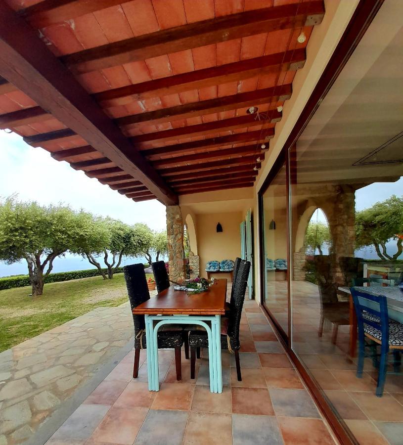 Villatramontistella Suite Capoliveri  Bagian luar foto