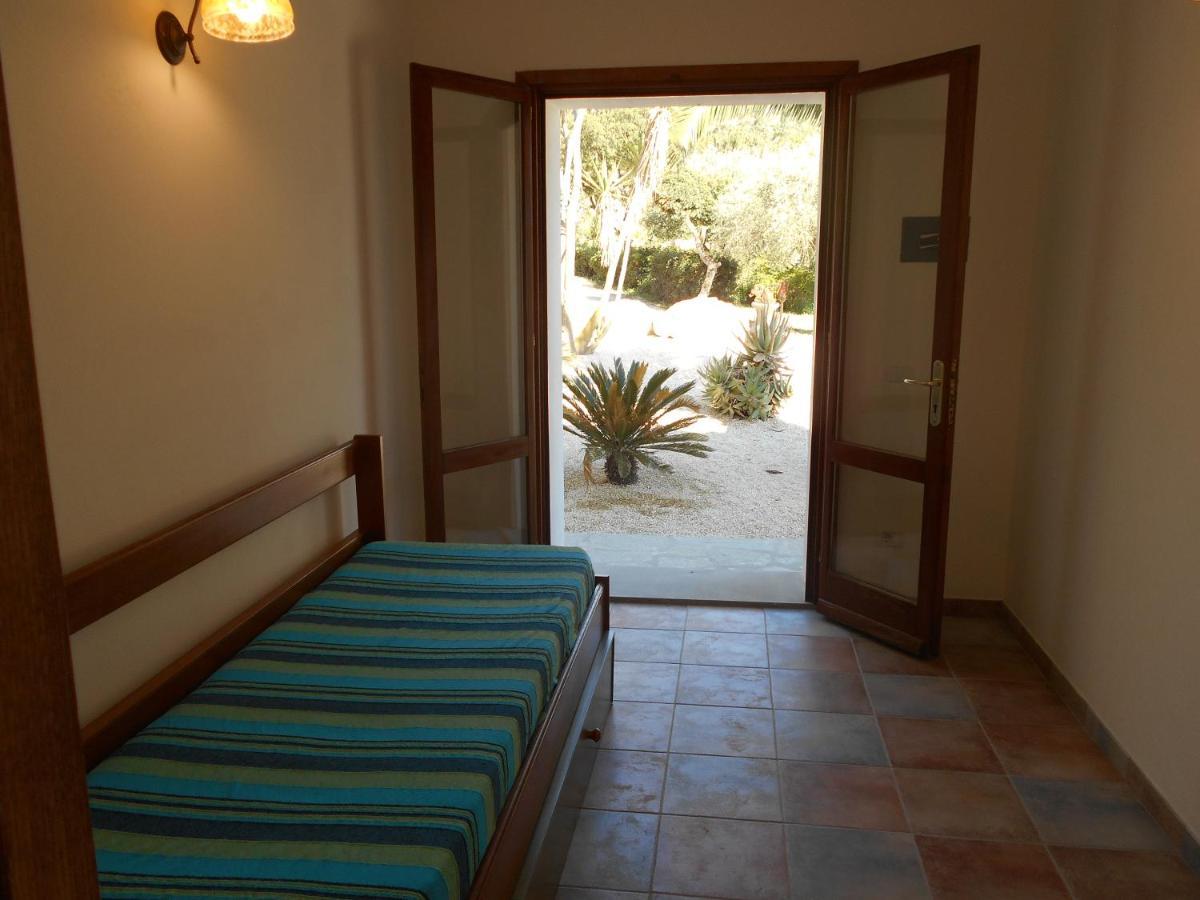 Villatramontistella Suite Capoliveri  Bagian luar foto