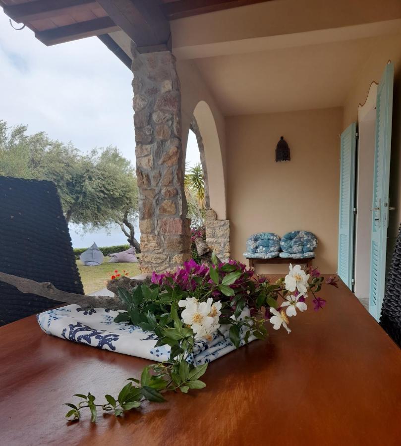 Villatramontistella Suite Capoliveri  Bagian luar foto